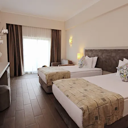 博德鲁姆雅斯名度假酒店 5*